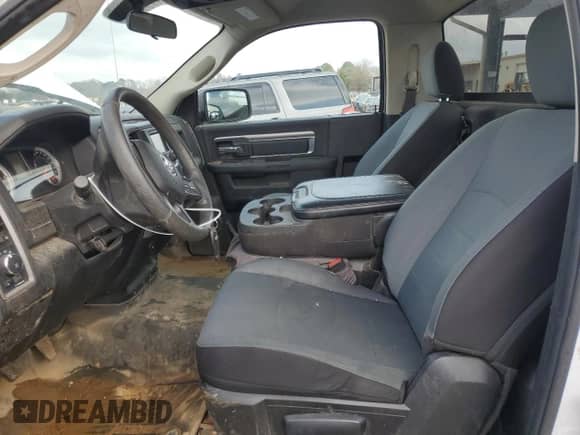 2022 Ram 1500 Tradesman z VIN 3C6JR6DG4NG429351, wystawiony jako Copart lot #42331075 z przebiegiem 58 137 mil mil oraz Szkoda całkowita • Salvage title. Historia ofert i sprzedaży dostępna na DreamBid. Obrazek 7.