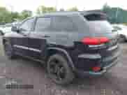 2018 Jeep Grand Cherokee Laredo с VIN 1C4RJFAGXJC502498, выставлен на аукционе IAAI как лот 42343738 с пробегом 81 600 миль миль и . История ставок и продаж доступна на DreamBid. Изображение 3.