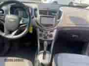 2016 Chevrolet Trax LT z VIN 3GNCJLSB7GL163565, wystawiony jako Copart lot #84920735 z przebiegiem 154 673 mil mil oraz Czysty tytuł • Clean title. Historia ofert i sprzedaży dostępna na DreamBid. Obrazek 9.