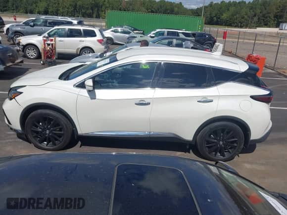 2021 Nissan Murano SL z VIN 5N1AZ2CJ8MC136936, wystawiony jako IAAI lot #43262133 z przebiegiem 72 301 mil mil oraz . Historia ofert i sprzedaży dostępna na DreamBid. Obrazek 14.