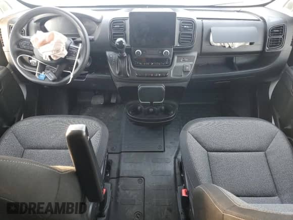 2023 Ram ProMaster Cargo z VIN 3C6MRVJG9PE554470, wystawiony jako Copart lot #44228715 z przebiegiem Nie podano mil oraz Szkoda całkowita • Salvage title. Historia ofert i sprzedaży dostępna na DreamBid. Obrazek 8.