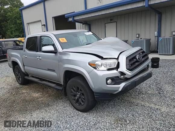 2022 Toyota Tacoma SR5 with VIN 3TMAZ5CN3NM194624, listed as a Copart auction lot 80702815 with 44,906 mi miles and Salvage title. Bid and sale history available at DreamBid. Image 13.