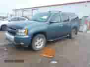 2009 Chevrolet Suburban 2LT с VIN 1GNFK26379R209463, выставлен на аукционе IAAI как лот 42505241 с пробегом 304 821 миль миль и . История ставок и продаж доступна на DreamBid. Изображение 2.