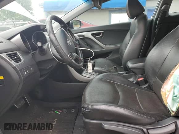 2013 Hyundai Elantra SE z VIN KMHDH6AE8DU006372, wystawiony jako Copart lot #60872335 z przebiegiem 151 390 mil mil oraz Szkoda całkowita • Salvage title. Historia ofert i sprzedaży dostępna na DreamBid. Obrazek 7.