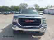 2018 GMC Sierra 1500 SLT z VIN 3GTU2NEC1JG470434, wystawiony jako IAAI lot #43335361 z przebiegiem 79 283 mil mil oraz . Historia ofert i sprzedaży dostępna na DreamBid. Obrazek 12.