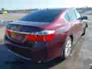 2015 Honda Accord EX-L z VIN 1HGCR3F88FA036640, wystawiony jako IAAI lot #43249467 z przebiegiem Nie podano mil oraz . Historia ofert i sprzedaży dostępna na DreamBid. Obrazek 4.