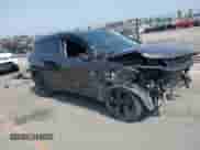 2019 Jeep Compass Altitude z VIN 3C4NJCBB5KT726882, wystawiony jako IAAI lot #42662008 z przebiegiem 100 634 mil mil oraz . Historia ofert i sprzedaży dostępna na DreamBid. Obrazek 1.
