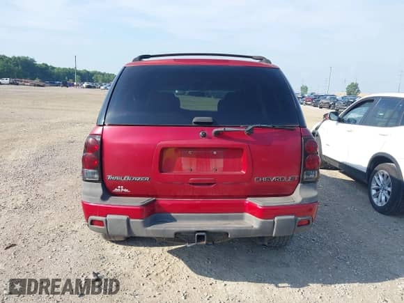 2003 Chevrolet TrailBlazer LTZ с VIN 1GNDT13S832348043, выставлен на аукционе IAAI как лот 42570579 с пробегом 216 173 миль миль и . История ставок и продаж доступна на DreamBid. Изображение 17.