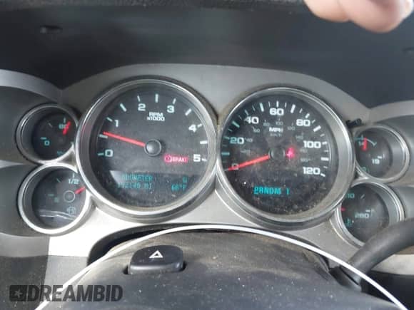 2011 Chevrolet Silverado 2500HD LT z VIN 1GC1KXC80BF125508, wystawiony jako IAAI lot #43251420 z przebiegiem 192 140 mil mil oraz . Historia ofert i sprzedaży dostępna na DreamBid. Obrazek 7.