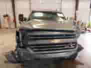 2017 Chevrolet Silverado 1500 LTZ z VIN 3GCUKSEJ4HG328926, wystawiony jako IAAI lot #41125958 z przebiegiem 248 071 mil mil oraz . Historia ofert i sprzedaży dostępna na DreamBid. Obrazek 19.
