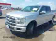 2015 Ford F-150 Platinum z VIN 1FTEW1EG1FFC03629, wystawiony jako IAAI lot #43154065 z przebiegiem 46 177 mil mil oraz . Historia ofert i sprzedaży dostępna na DreamBid. Obrazek 6.