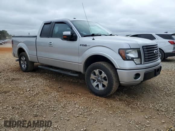 2011 Ford F-150 XL с VIN 1FTFX1CF0BKD16887, выставлен на аукционе Copart как лот 67660875 с пробегом 184 334 миль миль и Списание • Salvage title. История ставок и продаж доступна на DreamBid. Изображение 4.