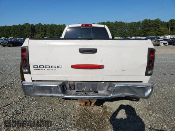 2004 Dodge 3500 SLT с VIN 3D7MA48C24G257821, выставлен на аукционе Copart как лот 71978215 с пробегом 304 941 миль миль и Списание • Salvage title. История ставок и продаж доступна на DreamBid. Изображение 6.