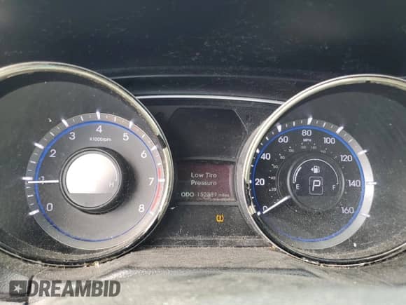 2013 Hyundai Sonata Limited с VIN 5NPEC4AC2DH664712, выставлен на аукционе Copart как лот 70716125 с пробегом 152 389 миль миль и Списание • Salvage title. История ставок и продаж доступна на DreamBid. Изображение 9.