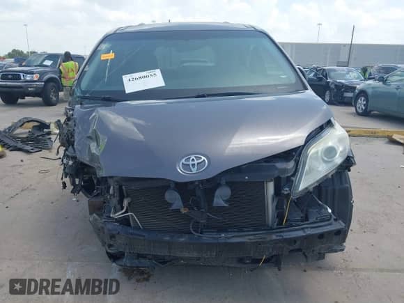 2015 Toyota Sienna LE AAS with VIN 5TDKK3DC0FS689388, listed as a IAAI auction lot 42680055 with 146,119 mi miles and . Bid and sale history available at DreamBid. Image 13.