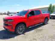 2020 Chevrolet Silverado 1500 RST z VIN 3GCUYEED1LG126855, wystawiony jako IAAI lot #42819335 z przebiegiem 82 684 mil mil oraz . Historia ofert i sprzedaży dostępna na DreamBid. Obrazek 2.