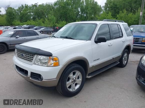 2004 Ford Explorer Eddie Bauer with VIN 1FMZU74W14UB94731, listed as a IAAI auction lot 42165210 with 217,033 mi miles and . Bid and sale history available at DreamBid. Image 2.
