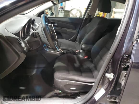 2015 Chevrolet Cruze LT with VIN 1G1PC5SB3F7115377, listed as a Copart auction lot 86527875 with 109,973 mi miles and Clean title. Bid and sale history available at DreamBid. Image 7.