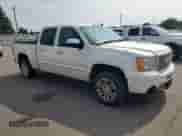 2013 GMC Sierra 1500 Denali with VIN 3GTP2XE20DG309190, listed as a Copart auction lot 71746495 with 192,231 mi miles and Salvage title. Bid and sale history available at DreamBid. Image 4.