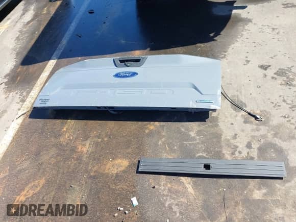 2019 Ford F-150 XLT with VIN 1FTEW1EP4KKC62210, listed as a IAAI auction lot 43450632 with 69,780 mi miles and . Bid and sale history available at DreamBid. Image 12.