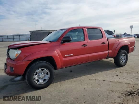 2014 Toyota Tacoma PreRunner z VIN 5TFKU4HN9EX005054, wystawiony jako Copart lot #45773495 z przebiegiem 216 323 mil mil oraz Szkoda całkowita • Salvage title. Historia ofert i sprzedaży dostępna na DreamBid. Obrazek 1.