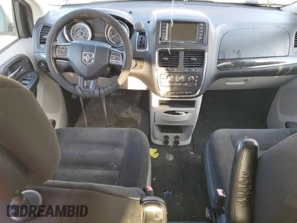 2018 Dodge Grand Caravan SE с VIN 2C4RDGBG4JR273108, выставлен на аукционе Copart как лот 78760504 с пробегом Не указан миль и На запчасти • Non repairable. История ставок и продаж доступна на DreamBid. Изображение 8.