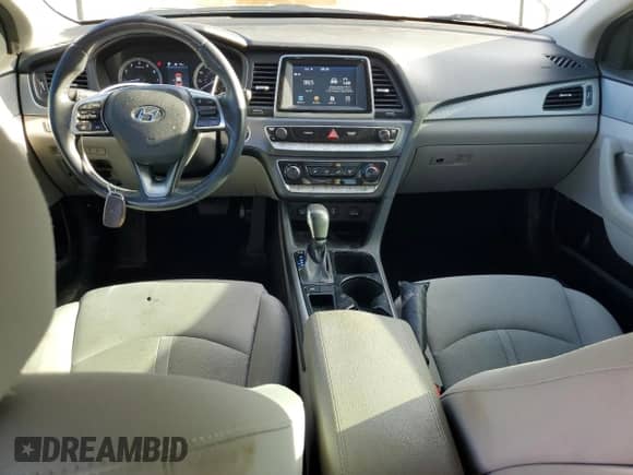 2018 Hyundai Sonata SEL with VIN 5NPE34AF0JH665055, listed as a Copart auction lot 86081895 with 112,861 mi miles and Clean title. Bid and sale history available at DreamBid. Image 8.