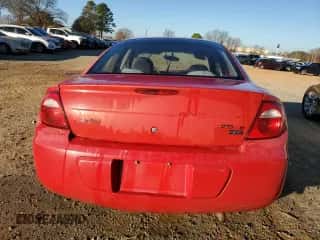 2003 Dodge Neon SXT z VIN 1B3ES56C53D187412, wystawiony jako Copart lot #87037824 z przebiegiem 169 117 mil mil oraz Szkoda całkowita • Salvage title. Historia ofert i sprzedaży dostępna na DreamBid. Obrazek 6.