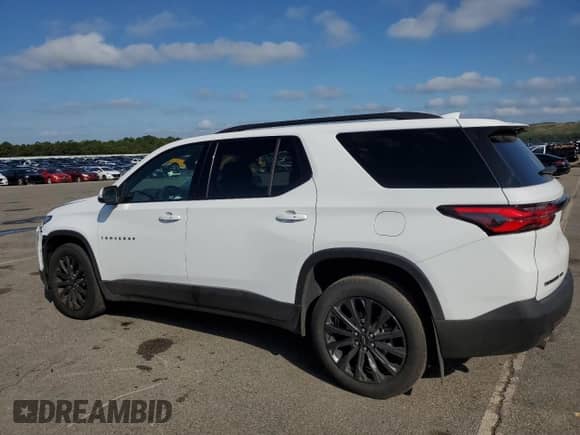 2022 Chevrolet Traverse RS с VIN 1GNEVJKW2NJ107638, выставлен на аукционе Copart как лот 71395885 с пробегом 31 825 миль миль и Списание • Salvage title. История ставок и продаж доступна на DreamBid. Изображение 2.