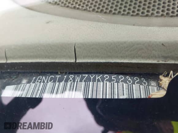 2000 Chevrolet Blazer LS с VIN 1GNCT18W7YK252323, выставлен на аукционе IAAI как лот 41842766 с пробегом 149 462 миль миль и . История ставок и продаж доступна на DreamBid. Изображение 9.