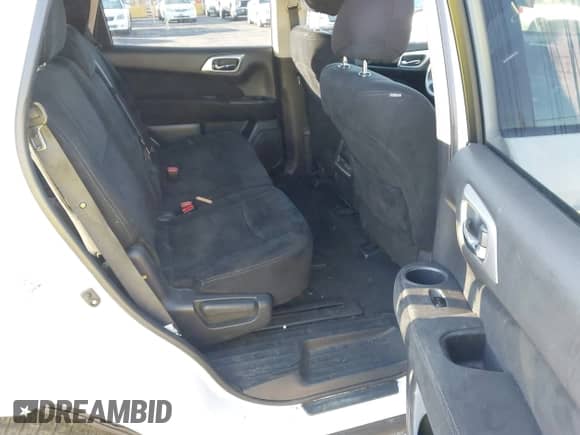 2015 Nissan Pathfinder Platinum с VIN 5N1AR2MN5FC660758, выставлен на аукционе IAAI как лот 43584239 с пробегом 183 210 миль миль и . История ставок и продаж доступна на DreamBid. Изображение 8.