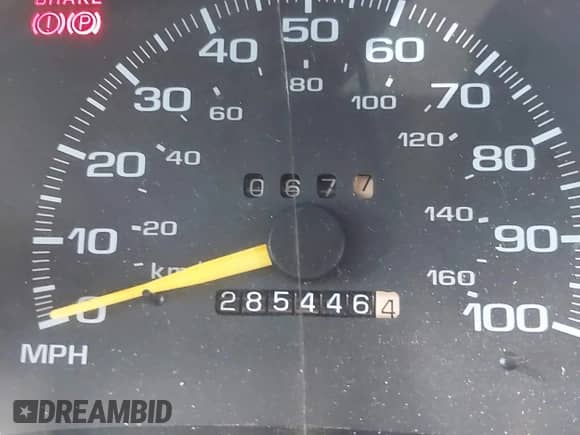 1997 Chevrolet S-10 LS с VIN 1GCCS1446VK177173, выставлен на аукционе IAAI как лот 41798896 с пробегом 285 446 миль миль и . История ставок и продаж доступна на DreamBid. Изображение 16.
