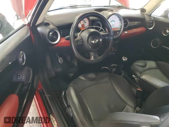 2012 MINI Hardtop with VIN WMWSU3C57CT185881, listed as a Copart auction lot 83754225 with 135,666 mi miles and Clean title. Bid and sale history available at DreamBid. Image 8.