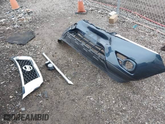 2014 Nissan Pathfinder SL with VIN 5N1AR2MM9EC711118, listed as a IAAI auction lot 42528883 with 190,567 mi miles and . Bid and sale history available at DreamBid. Image 12.