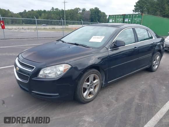 2010 Chevrolet Malibu 1LT с VIN 1G1ZC5E09AF320588, выставлен на аукционе IAAI как лот 43330437 с пробегом 209 457 миль миль и . История ставок и продаж доступна на DreamBid. Изображение 2.