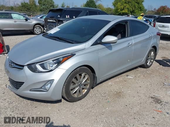 2015 Hyundai Elantra SE z VIN KMHDH4AE9FU226370, wystawiony jako IAAI lot #43253285 z przebiegiem 183 144 mil mil oraz . Historia ofert i sprzedaży dostępna na DreamBid. Obrazek 2.