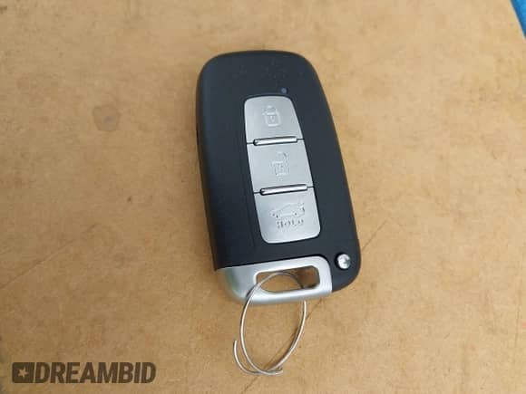2011 Hyundai Equus Ultimate с VIN KMHGH4JF8BU034860, выставлен на аукционе IAAI как лот 43188431 с пробегом 143 779 миль миль и . История ставок и продаж доступна на DreamBid. Изображение 11.