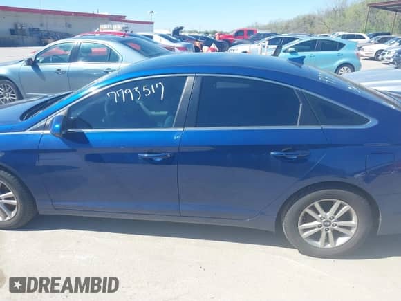 2017 Hyundai Sonata 2.4L с VIN 5NPE24AF7HH493040, выставлен на аукционе IAAI как лот 41831646 с пробегом 142 523 миль миль и . История ставок и продаж доступна на DreamBid. Изображение 14.