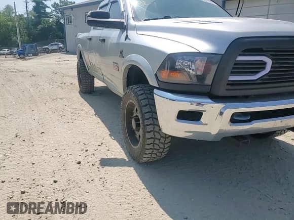 2010 Dodge 2500 ST with VIN 3D7UT2CL1AG155492, listed as a Copart auction lot 65210705 with 275,273 mi miles and Salvage title. Bid and sale history available at DreamBid. Image 13.