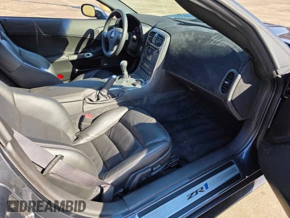 2009 Chevrolet Corvette ZR1 3ZR with VIN 1G1YR26R695800384, listed as a Copart auction lot 87475215 with 1,951 mi miles and Salvage title. Bid and sale history available at DreamBid. Image 5.