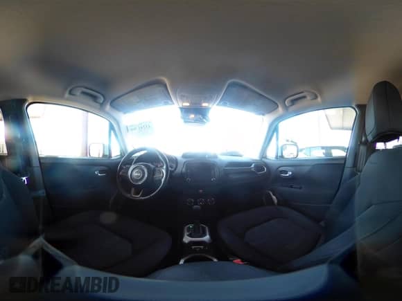 2017 Jeep Renegade Latitude с VIN ZACCJABB9HPG39918, выставлен на аукционе IAAI как лот 43241769 с пробегом 147 955 миль миль и . История ставок и продаж доступна на DreamBid. Изображение 18.