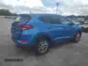 2017 Hyundai Tucson SE с VIN KM8J23A49HU268465, выставлен на аукционе Copart как лот 70661045 с пробегом 97 886 миль миль и Списание • Salvage title. История ставок и продаж доступна на DreamBid. Изображение 3.