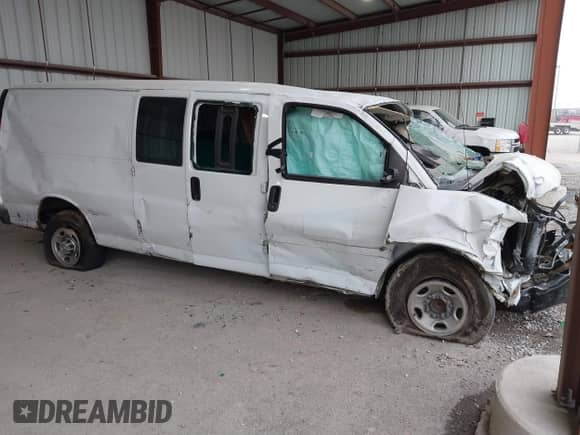 2019 Chevrolet Express Cargo с VIN 1GCWGBFG0K1248106, выставлен на аукционе IAAI как лот 41415517 с пробегом Не указан миль и . История ставок и продаж доступна на DreamBid. Изображение 1.