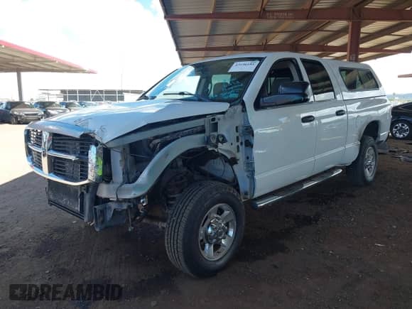 2007 Dodge 2500 SLT with VIN 1D7KS28C07J569504, listed as a IAAI auction lot 43196181 with 196,148 mi miles and . Bid and sale history available at DreamBid. Image 2.