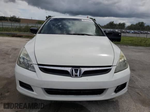 2007 Honda Accord VP с VIN 1HGCM55137A177504, выставлен на аукционе Copart как лот 82393495 с пробегом 261 201 миль миль и Списание • Salvage title. История ставок и продаж доступна на DreamBid. Изображение 5.