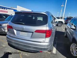 2016 Honda Pilot EX with VIN 5FNYF6H38GB060395, listed as a IAAI auction lot 43520992 with Not provided miles and . Bid and sale history available at DreamBid. Image 4.