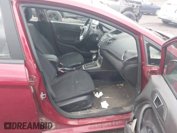 2015 Ford Fiesta SE with VIN 3FADP4BJ7FM189431, listed as a IAAI auction lot 43484495 with 125,649 mi miles and . Bid and sale history available at DreamBid. Image 5.