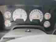 2008 Dodge 1500 ST z VIN 1D7HU18238J214091, wystawiony jako Copart lot #61670905 z przebiegiem 140 061 mil mil oraz Szkoda całkowita • Salvage title. Historia ofert i sprzedaży dostępna na DreamBid. Obrazek 9.