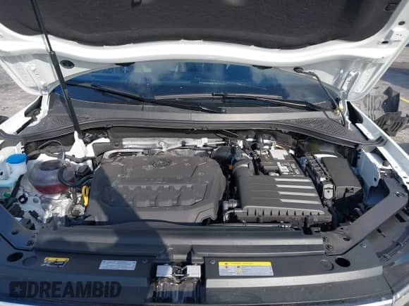 2024 Volkswagen Tiguan Wolfsburg Edition с VIN 3VV6B7AX8RM214044, выставлен на аукционе IAAI как лот 41676715 с пробегом 2 167 миль миль и . История ставок и продаж доступна на DreamBid. Изображение 10.