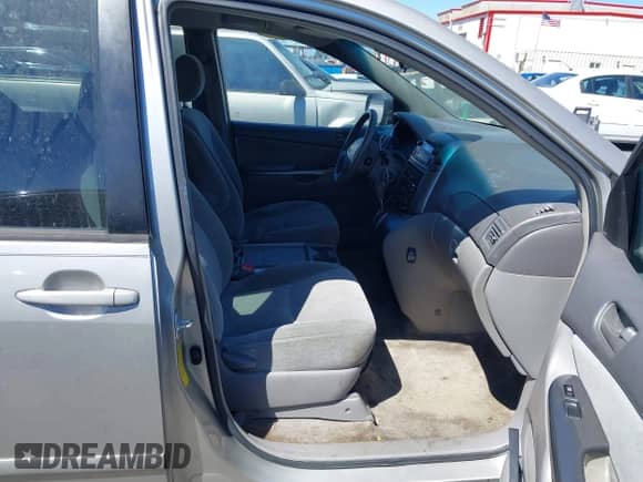 2007 Toyota Sienna CE с VIN 5TDZK23C17S072304, выставлен на аукционе IAAI как лот 43175510 с пробегом 190 524 миль миль и . История ставок и продаж доступна на DreamBid. Изображение 5.